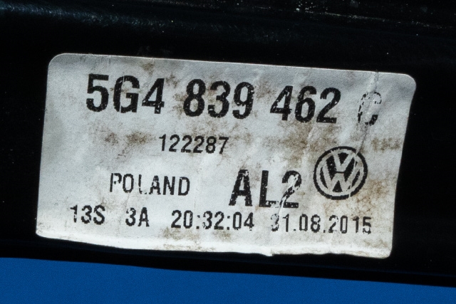 Ruteheis høyre bak til VW Golf VII 2012-2017 (Fase 1)  (VAG|5G4 839 462 C|)