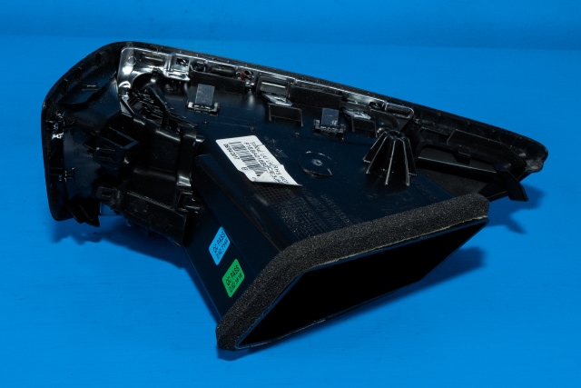 Dashbord friskluftdyse høyre til Ford Focus, electric 2012-2018