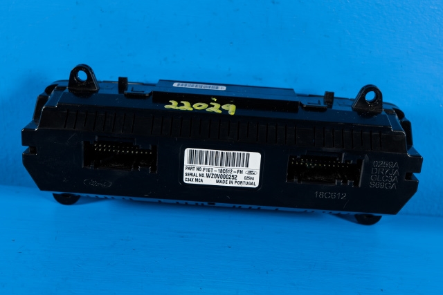 Varmeapparat betjening til Ford Focus, electric 2012-2018  (FORD|F1ET-18C612-FH|)