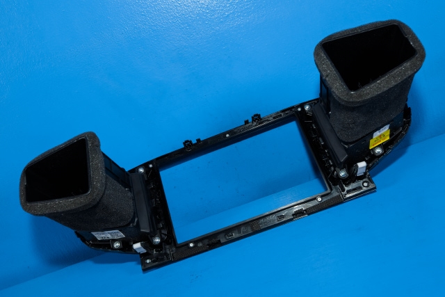 Dashbord friskluftdyse midtkonsoll til Hyundai Ioniq Electric 2016-2019 (Fase 1)  (HYUNDAI|84740-G2100|)