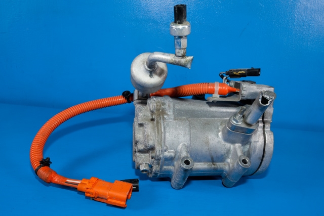 Aircondition kompressor elbil til Ford Focus, electric, 2012-2018  (DENSO|042200-0663)
