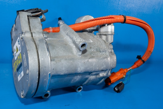 Aircondition kompressor elbil til Ford Focus, electric 2012-2018  (DENSO|042200-0663|CV68-19D623-BC|)