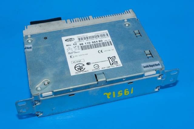 Bilstereo navigasjon til Peugeot 2008 2013-2019 (Type I) (MARELLI|503551224108|98 110664 80|)