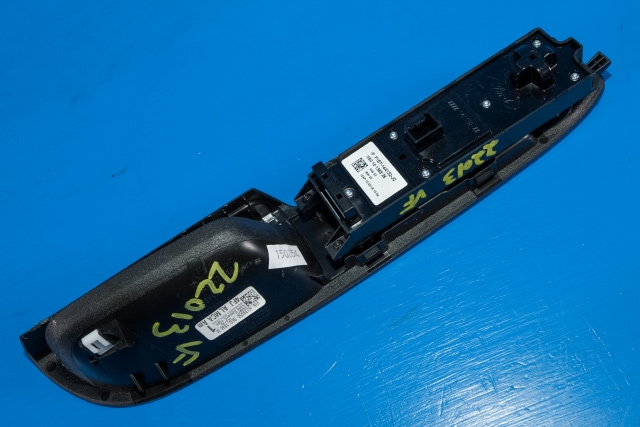 Bryter ruteheis førerdørspanel til Ford Kuga 2013-2019  (FORD|F1ET-14A132-JC|)