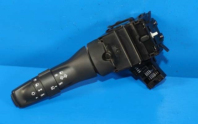 Bryter blink til Isuzu D-Max, 2012-2017 (Type II, Fase 1)  