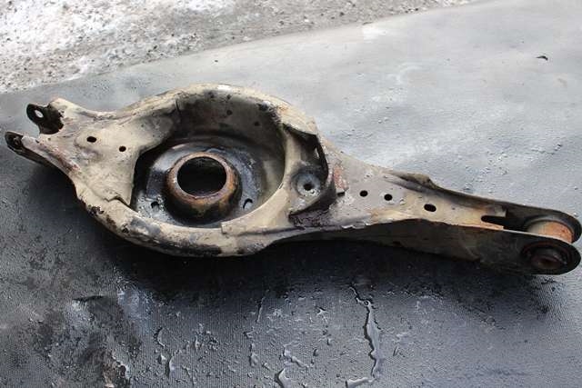Bærebru høyre bak til Mazda CX-5, 2012-2017 (Type I)  