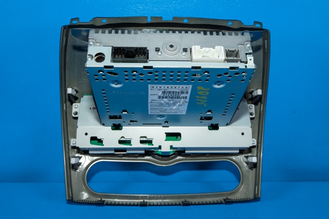 Bilstereo til Mitsubishi i-MiEV 2010-->> (MITSUBISHI|8701A307XA|)