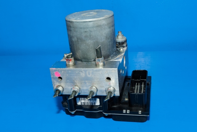 ABS sentral til Mitsubishi i-MiEV 2010-->> (BOSCH|0 265 252 478|4670A508|)