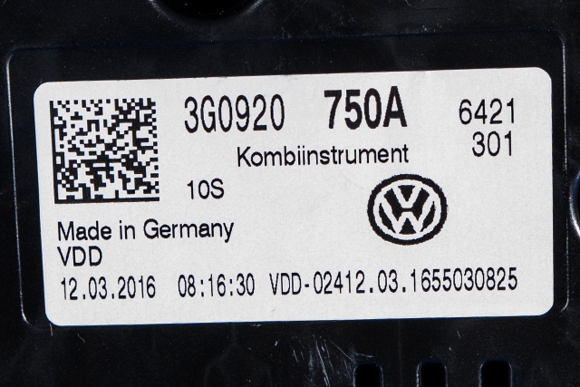 Instrumentpanel til VW Passat 2015-2019 (Fase 1) (B8) (B8) (VAG|3G0 920 750 A|)