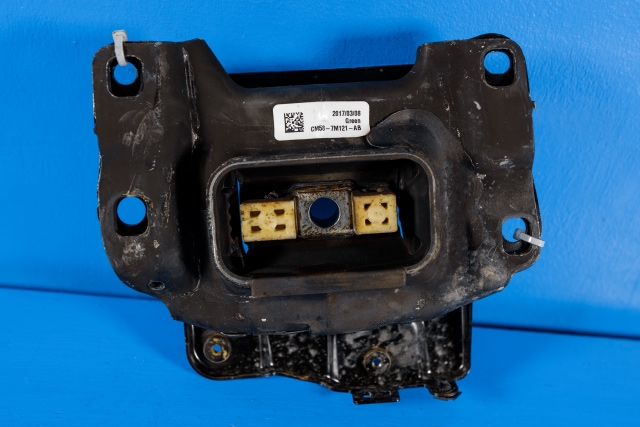 Motorfeste til Ford Focus, electric 2012-2018 (FORD|CM58-7M121-AB|)
