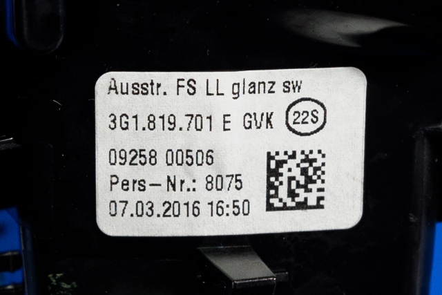 Dashbord friskluftdyse venstre til VW Passat 2015-2019 (Fase 1) (B8) (B8) (VAG|3G1 819 701 E|)