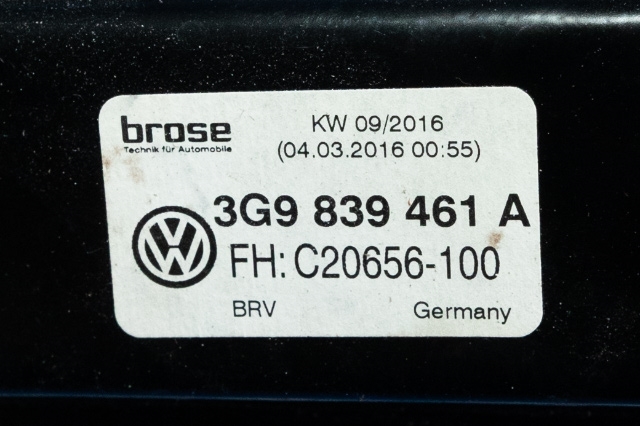 Ruteheis venstre bak til VW Passat 2015-2019 (Fase 1) (B8) (B8) (VAG|5Q4 959 802 D|)