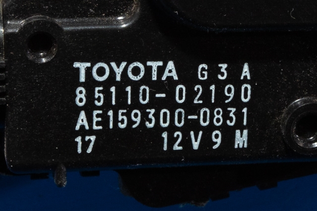 Viskermotor frontrute komplett m/overføring til Toyota Auris 2010-2012 (Type I, Fase 2) (DENSO|159300-0831|85110-02190|)
