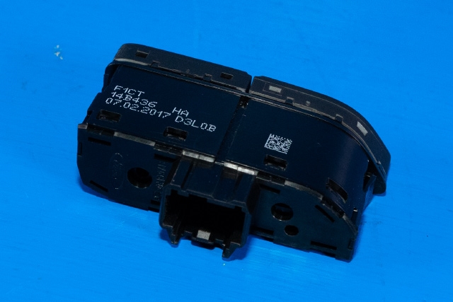 Bryter diverse til Ford Kuga 2013-2019 (FORD|F1CT-14B436-HA|)