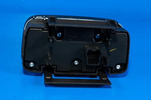 Bryter lys til Ford Kuga 2013-2019  (FORD|AV6T-13A024-EC|)