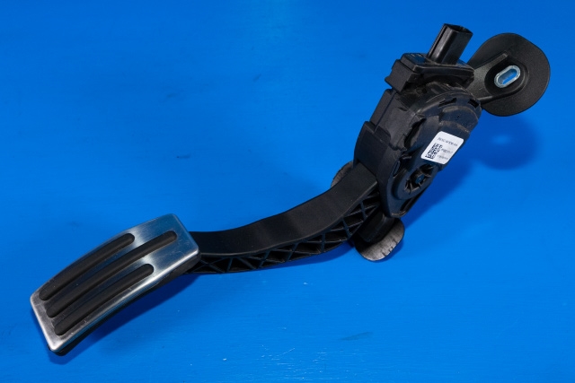 Pedal gass til Tesla Model X, 2016-->>  (HELLA|6PV 933 370-17)