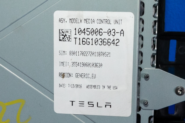 Multimedia display (MCU - Media Controller Unit) til Tesla Model X 2016-->> (TESLA|1045006-03-A|)