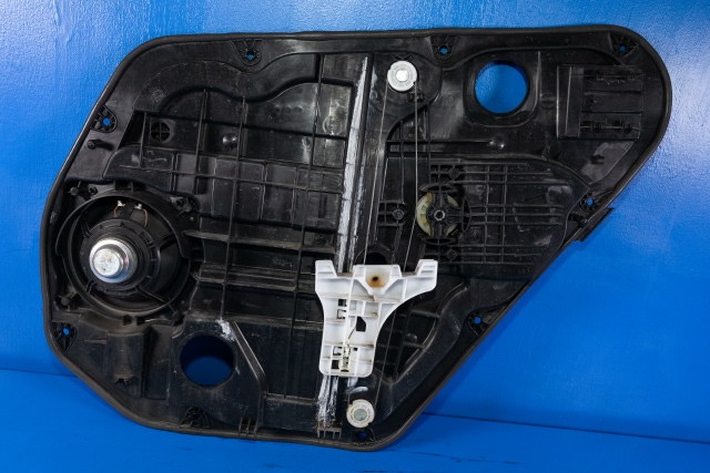 Ruteheis venstre bak til Hyundai i40 2012-2017  (HYUNDAI|83450-3Z010|)