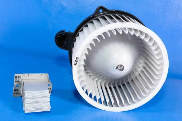 Varmeapparat motor til Tesla Model X, 2016-->>  (BOSCH|F 00S 3B2 385)