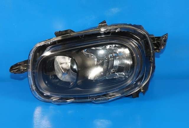 Frontlykt venstre halogen til Citroën C3, 2016-->> (Type III) (CITROEN|98 200596 80)
