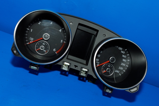 Instrumentpanel til VW Golf VI, 2008-2012  (VAG|5K0 920 872 A)