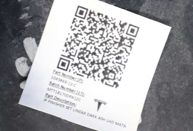 Dashbord friskluftdyse midtkonsoll til Tesla Model S 2016-2021 (Fase 2)