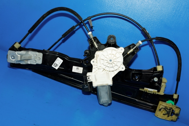 Ruteheis venstre foran til Ford Focus, electric, 2012-2018  (FORD|BM51-A23201-BF)