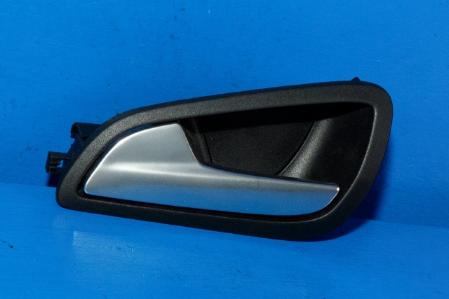 Dørhåndtak inv venstre bak til Ford Focus, electric, 2012-2018  