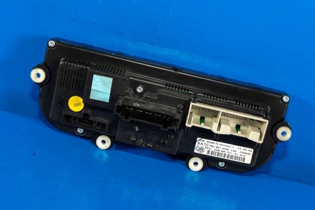Varmeapparat betjening til VW Caddy 2010-2015 (Type III, Fase 2)  (HELLA|5HB 009 751-51|7N0 907 426 L|)