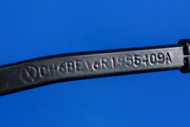 Viskerarm frontrute venstre til VW Polo 2014-2017 (Type V, Fase 2)  (VAG|6R1 955 409 A|)