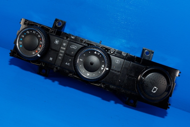 Varmeapparat betjening til Mercedes Sprinter, 2013-2018 (Fase 2) (906) (906) (HELLA|5HB 009 012-34)