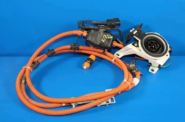 Batterilader inntak/luke til BMW 2-Serie, Active/Gran Tourer 2014-->> (F45/F46) (F45/F46)