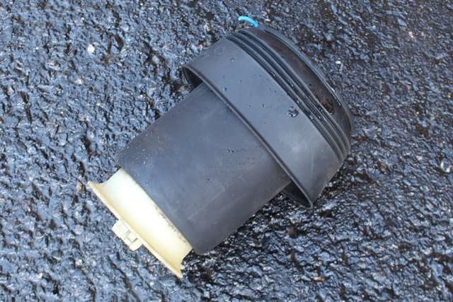 Fjær bak nivå luftpute/belg til BMW X6 2008-2014 (E71/E72) (E71/E72) (BMW|6 790 082|)