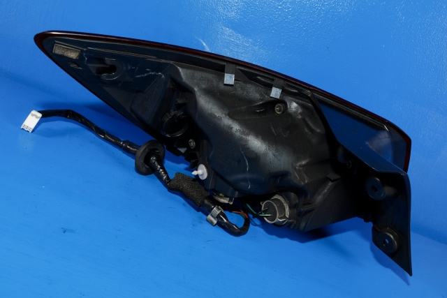 Baklykt høyre ytre til Mazda 2 2015-2019 (Type III, Fase 1)  