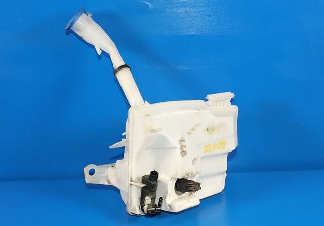 Spylertank foran til Ford Focus, electric 2012-2018  (FORD|BV61-17B613-CB|)