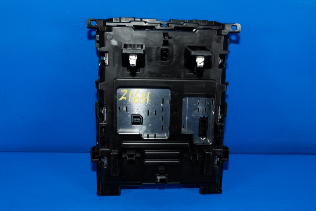Multimedia display (MCU - Media Controller Unit) til Renault Megane 2016-->> Type IV (RENAULT|2809 908681R|)