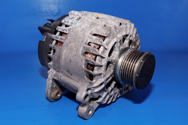 Dynamo diesel til VW Polo 2009-2014 (Type V, Fase 1) (VALEO|TG14C036|03P 903 023 D. 14 VOLT - 140 AMP|)