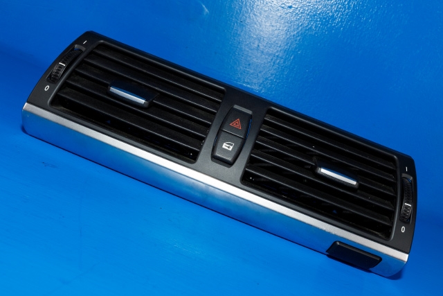 Dashbord friskluftdyse midtkonsoll til BMW X6, 2008-2014 (E71/E72) (E71/E72) 