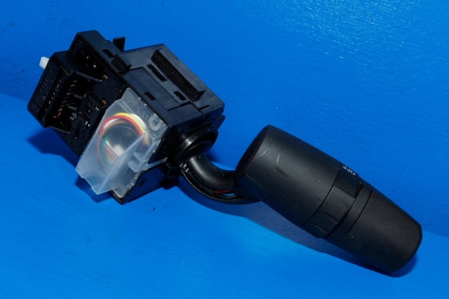 Bryter blink til Mazda 6 2015-2018 (Type III, Fase 2) (MAZDA|BAEK-17J686|)