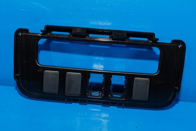 Dashbord diverse til Mitsubishi Outlander, 2015-->> (Type III, Fase 2)  