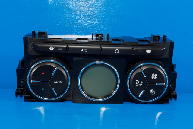 Varmeapparat betjening til Citroën DS3, 2010-2019  (CITROEN|96 753994 XT)