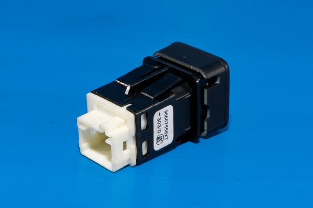 Bryter diverse til Citroën DS3 2010-2019 (CITROEN|96 667556 XT|)