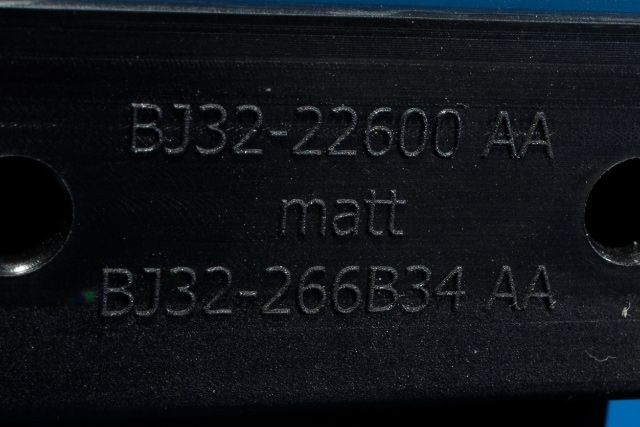 Dørhåndtak inv høyre foran til Land Rover Range Rover, Evoque 2011-2019 (Type I) (LAND ROVER|BJ32-22600-AA|)
