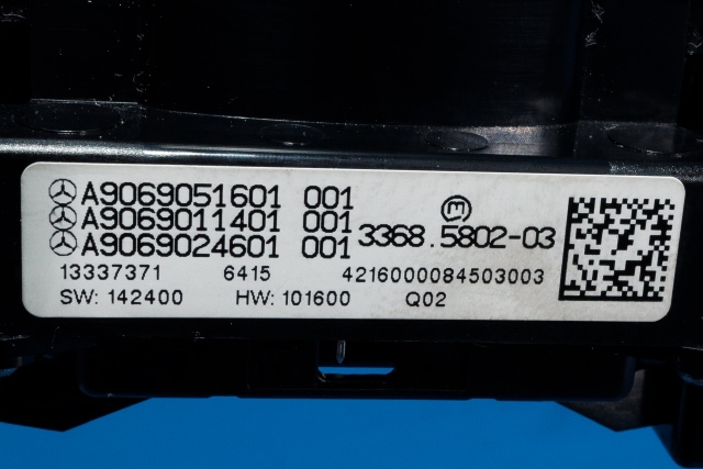 Bryter nødblink til Mercedes Sprinter 2013-2018 (Fase 2) (906) (906) (MERCEDES|A 906 905 16 01|)