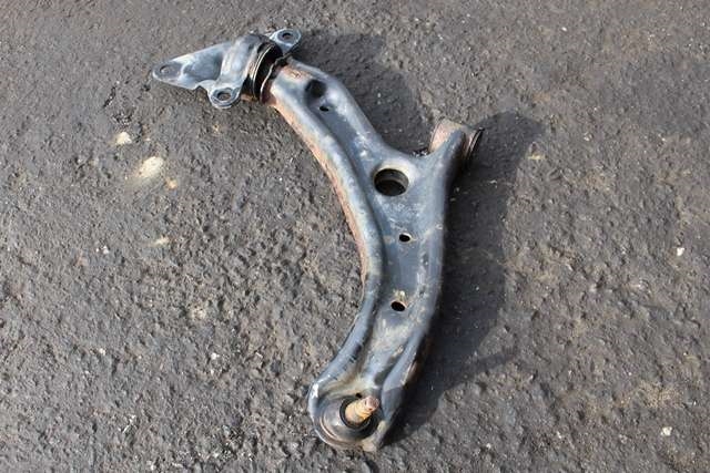 Bærebru høyre foran nedre til Honda Jazz, 2009-2015 (Type II)