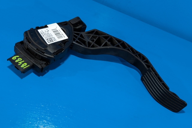 Pedal gass til Peugeot 208, 2012-2019 (Type I)  (HELLA|6PV 009 949-41)