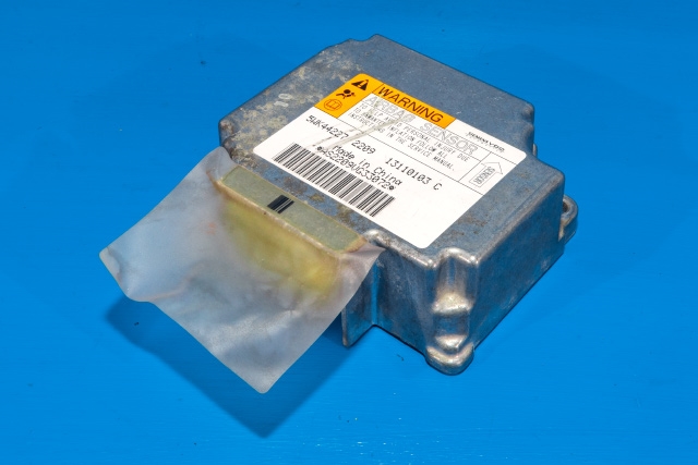 Styreenhet airbag hovedsensor til Isuzu D-Max, 2007-2012 (Type I)  (SIEMENS|5WK4 4227)