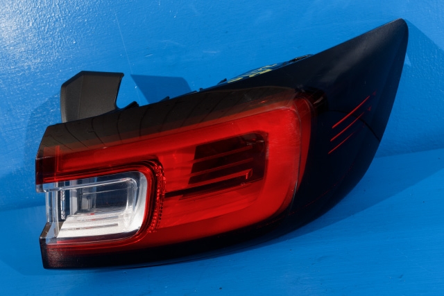 Baklykt høyre ytre til Renault Clio, 2016-2019 (Type IV, Fase 2)  (RENAULT|2655 04307R)