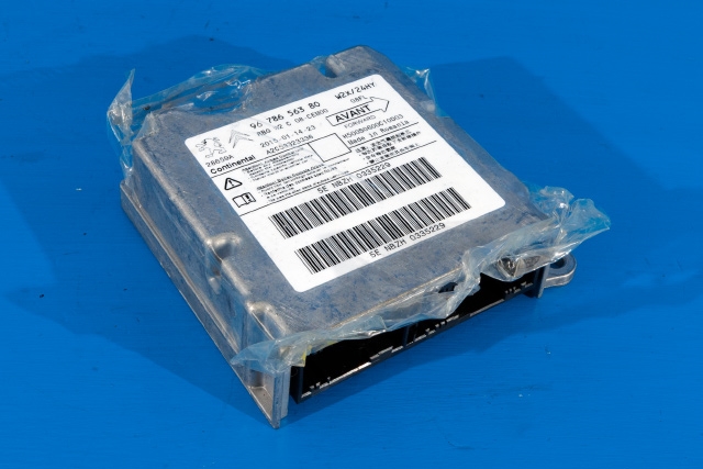 Styreenhet airbag hovedsensor til Peugeot 508, 2014-2018 (Type I, Fase 2)  (PEUGEOT|96 786563 80)