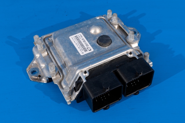 Styreenhet motor til Suzuki Swift, 2011-2017  (BOSCH|0 261 S05 712)